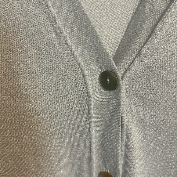 NWT 3/4 Sleeve 3 Button Cardigan - Picture 5 of 6